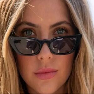 NWOT Black Cat Eye Sunglasses
